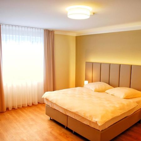 Walldorf Suites Boutique Hotel Bagian luar foto