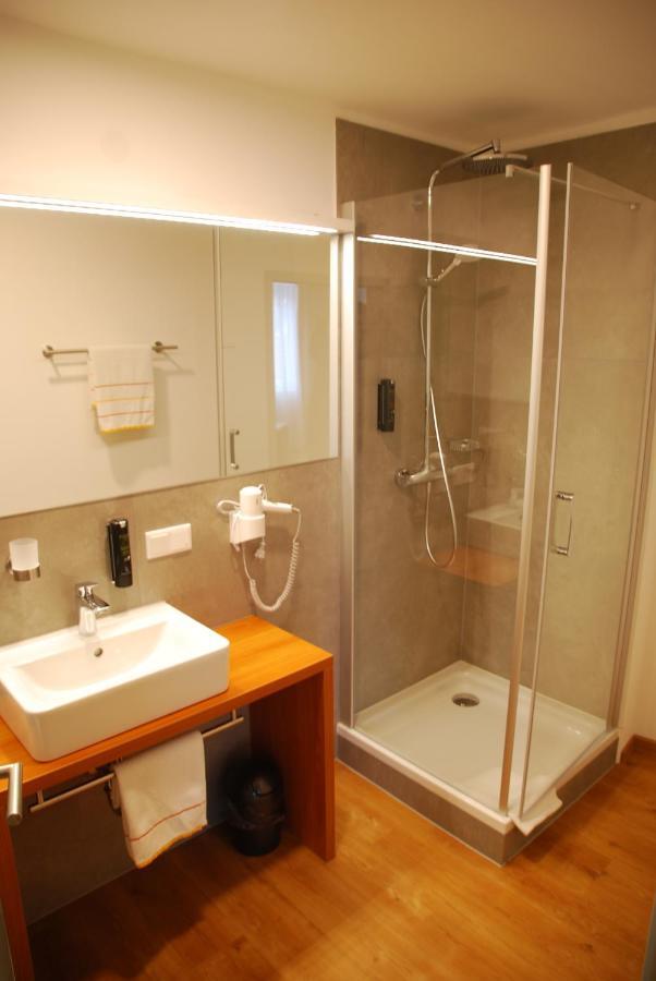 Walldorf Suites Boutique Hotel Bagian luar foto